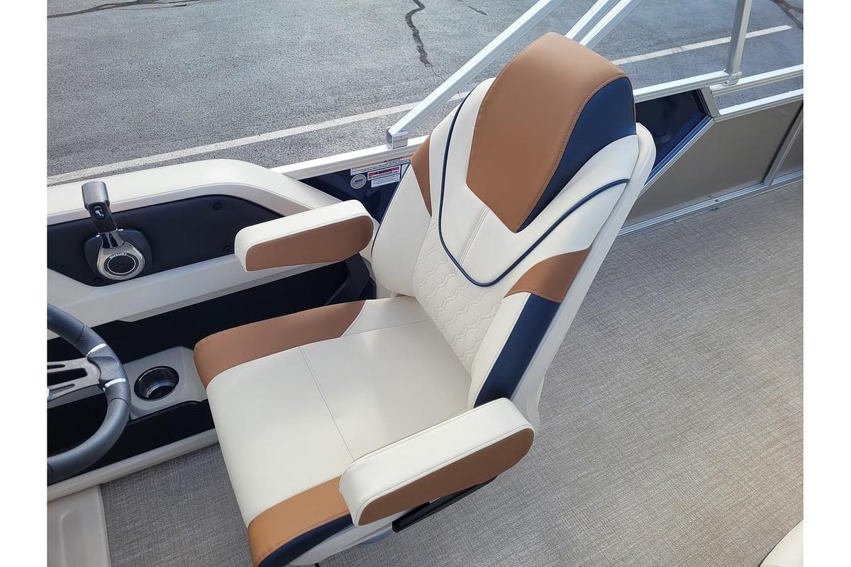 2026 Tahoe Pontoons 2385 LTZ Rear Fish