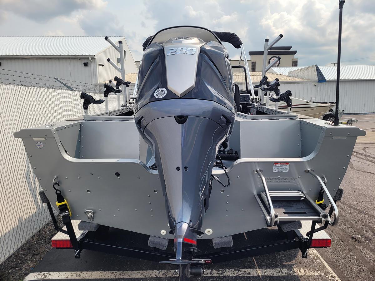 2025 Smoker Craft 210 Adventurer GLS PRO Troller