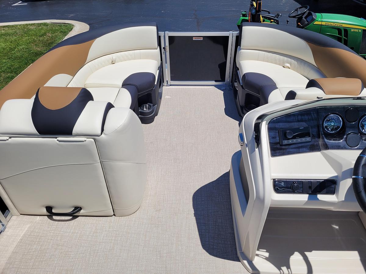2026 Tahoe Pontoons 2385 LTZ Quad Lounger Shift