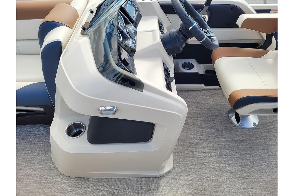 2026 Tahoe Pontoons 2385 LTZ Rear Fish