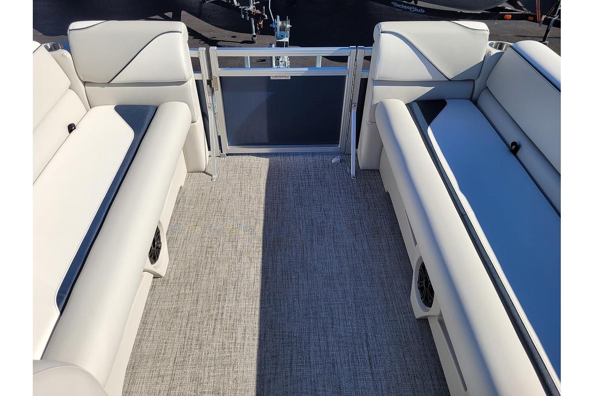 2026 Tahoe Pontoons 2180 Sport Cruise Rear Bench