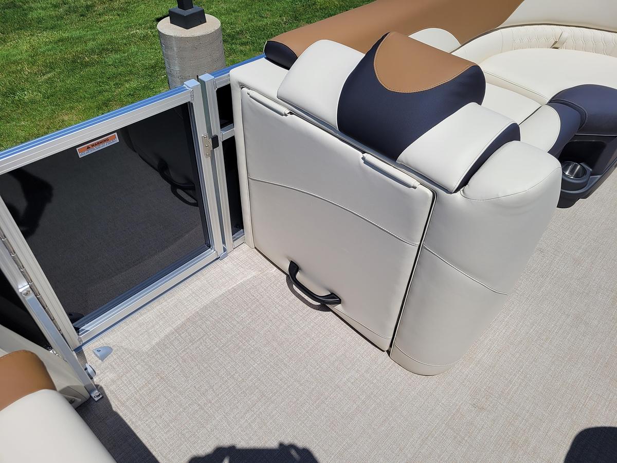 2026 Tahoe Pontoons 2385 LTZ Quad Lounger Shift