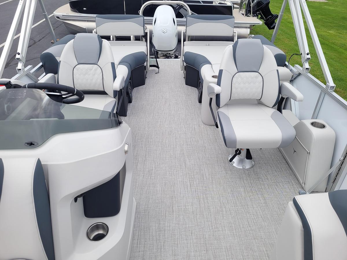 2026 Tahoe Pontoons 2185 LTZ Quad Lounger Shift