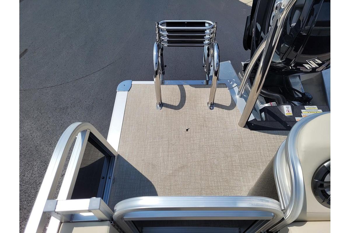 2026 Tahoe Pontoons 2385 LTZ Versatile Rear Lounger 25" SP