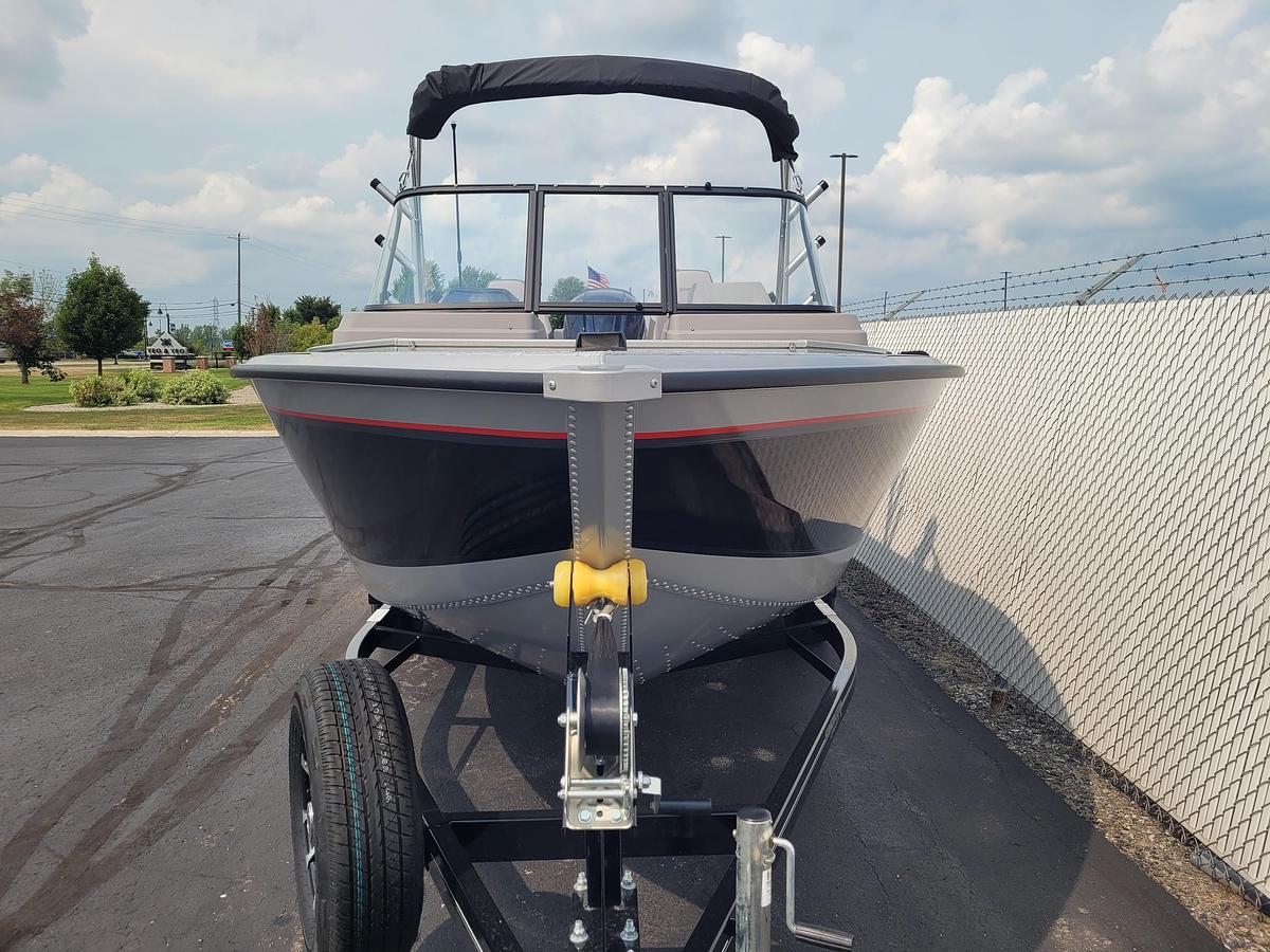 2025 Smoker Craft 210 Adventurer GLS PRO Troller