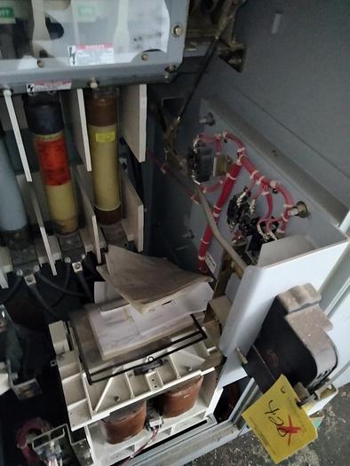 Used GENERAL ELECTRIC LIMITAMP CR194A118A2 300 HP CONTROLLER W/ DRAW-OUT AIR-BREAK CONTACTOR  THREE UNITS