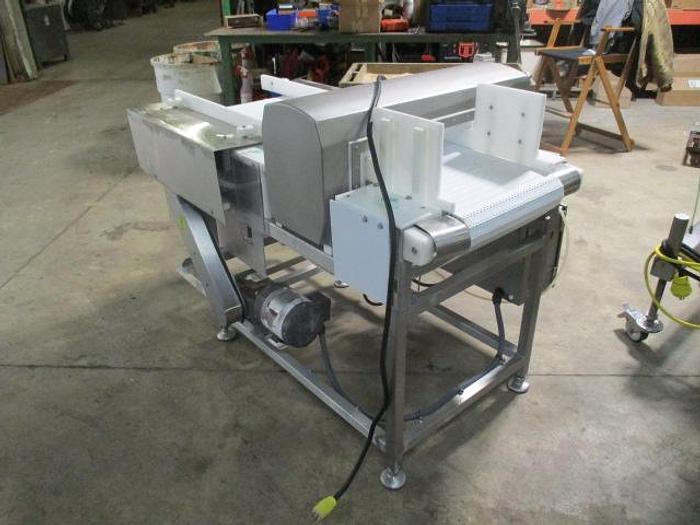 Used Safeline/Mettler Toledo Metal Detector; Md#