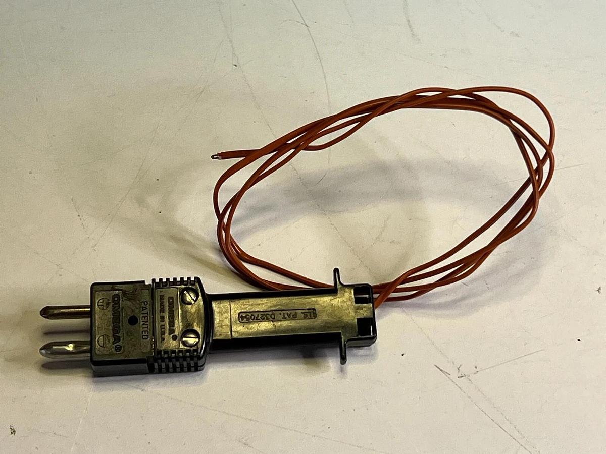 Used Omega Model CSC32 Benchtop Controller with Type J Thermocouple Assembly