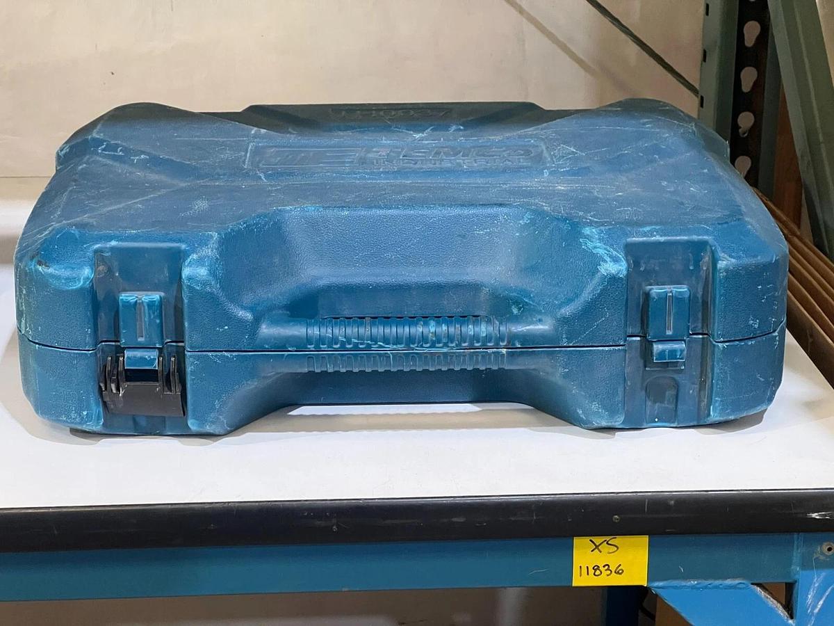 Used TEMCo TH0037 4" Hydraulic Knockout Punch Hole Cutter Set Missing 1/2" & 3" Die