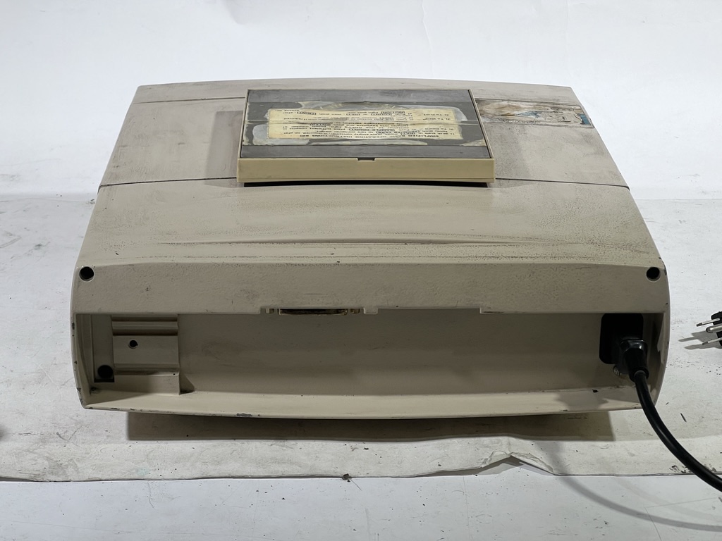 Used Hewlett Packard HP 651B Sine Wave Test Oscillator 10Hz-10MHz + PH-163 Power Cord