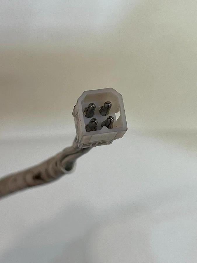 Used Eaton Cutler-Hammer E26BL Stacklight with 3X E26 Red Yellow Green Tower Light