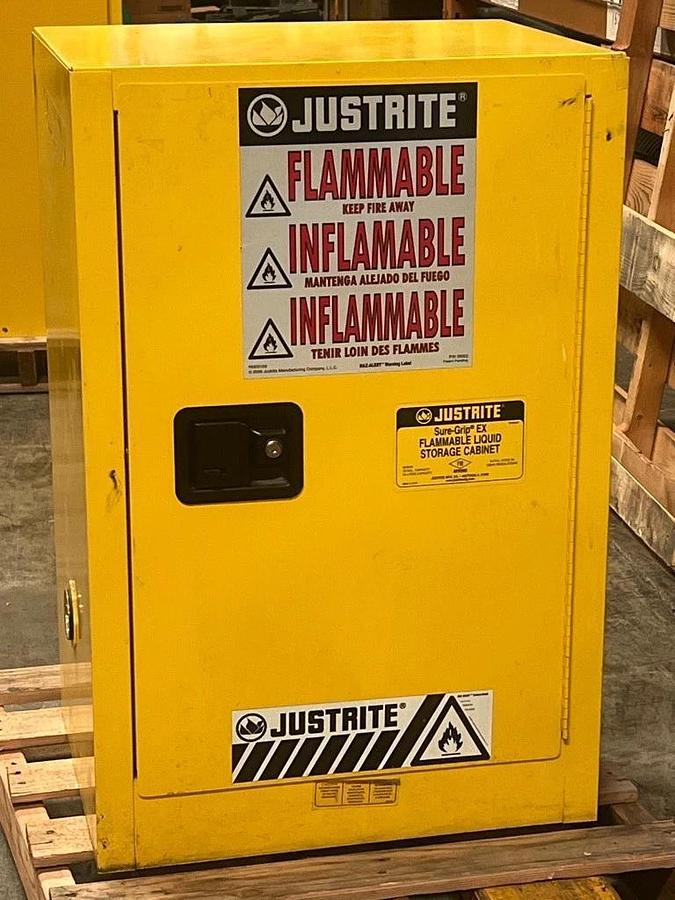 Used Justrite Mo. 891200 Sure-Grip EX Flammable Liquid Storage Cabinet 12 Gal Hazmat