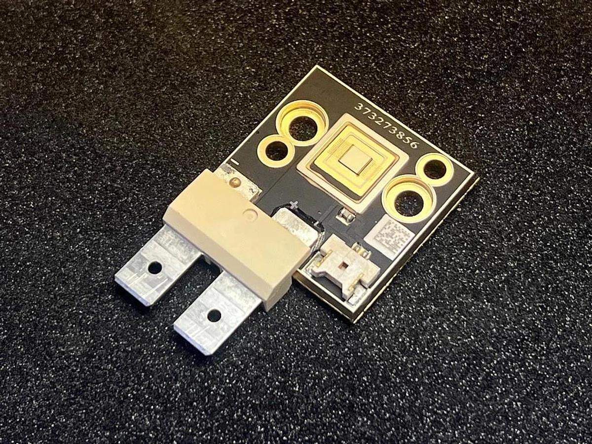 Used Luminus Devices CBT-90 Series 65 Watt Blue LED Module CLUSCBT90PW75