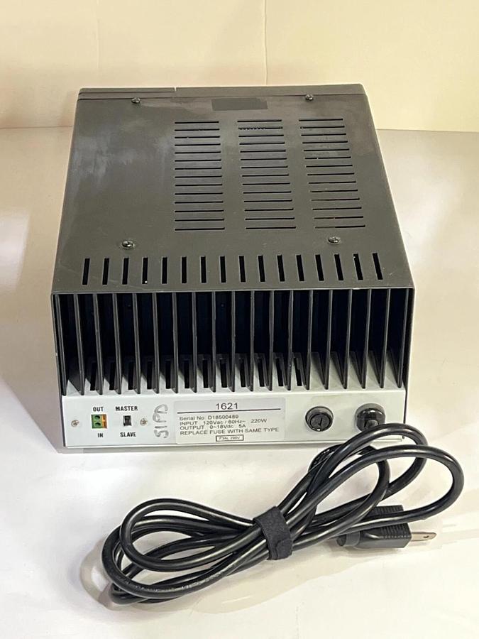 Used BK Precision Model 1621 - Adjustable DC Regulated Power Supply 0-18 V, 0-5 A