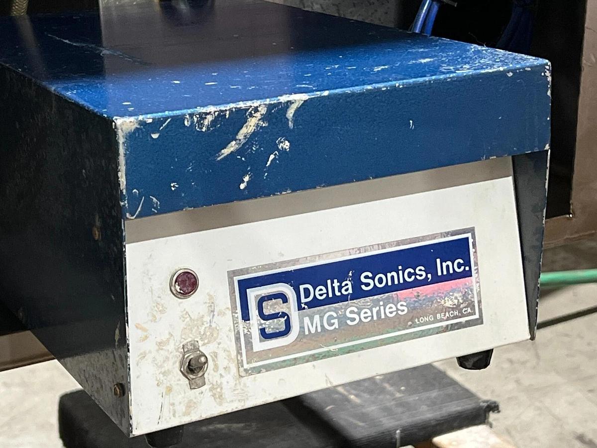 Used Solvent Fume Hood Delta Sonics Blackstone Ultrasonics Console Cleaning Tank Sink