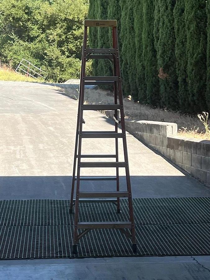 Used Lot of 6 Fiberglass Step Ladders - 1 Each: 6 Ft, 3 Each: 8 Ft, and 2 Each: 10 Ft