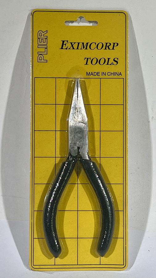 5 1/4” SQUARE NOSE PLIERS WITH CUTTERS