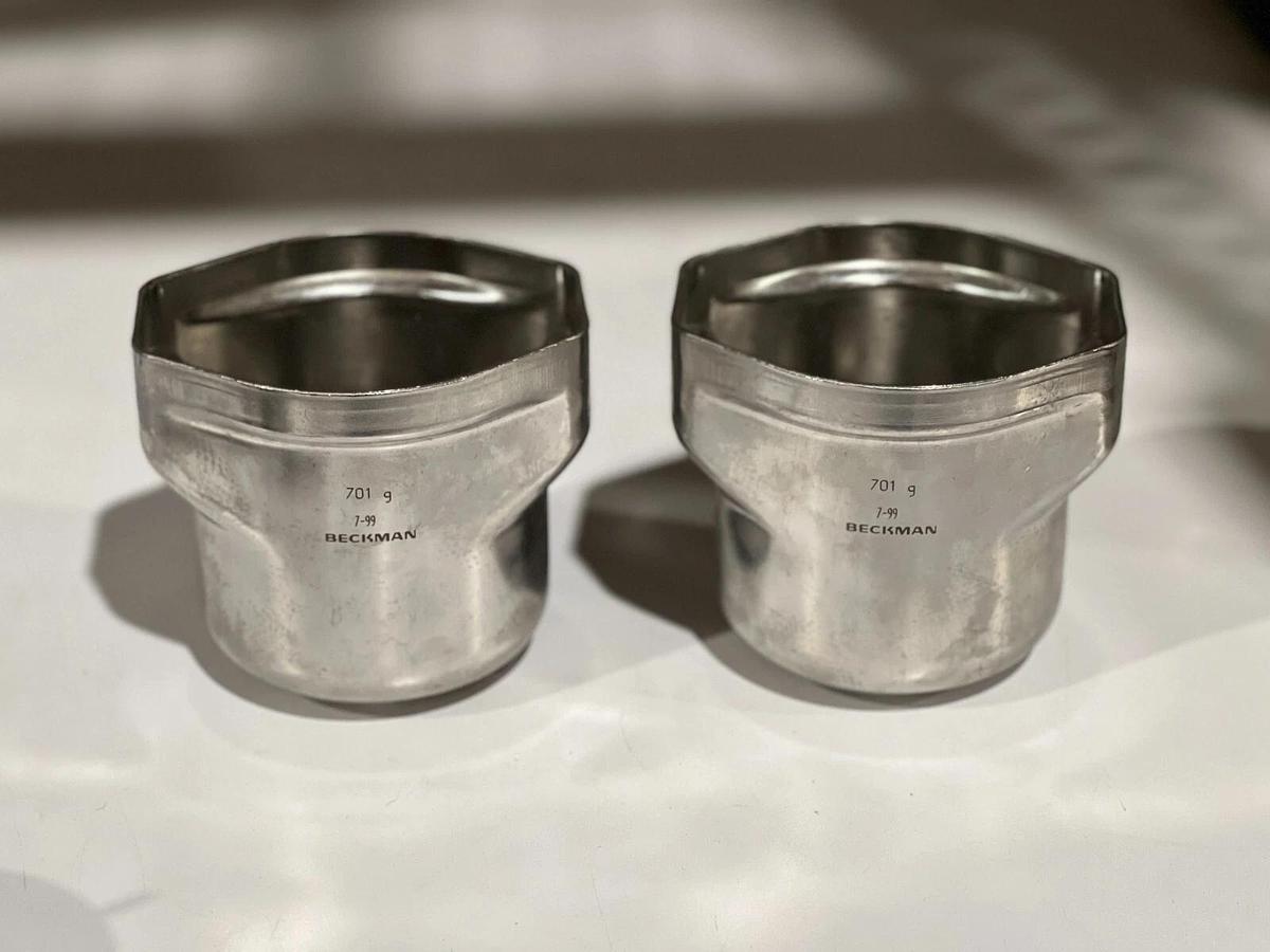Used LOT OF 2 Beckman Coulter 701 g Bucket B002 with Inserts Adapters for Centrifuge
