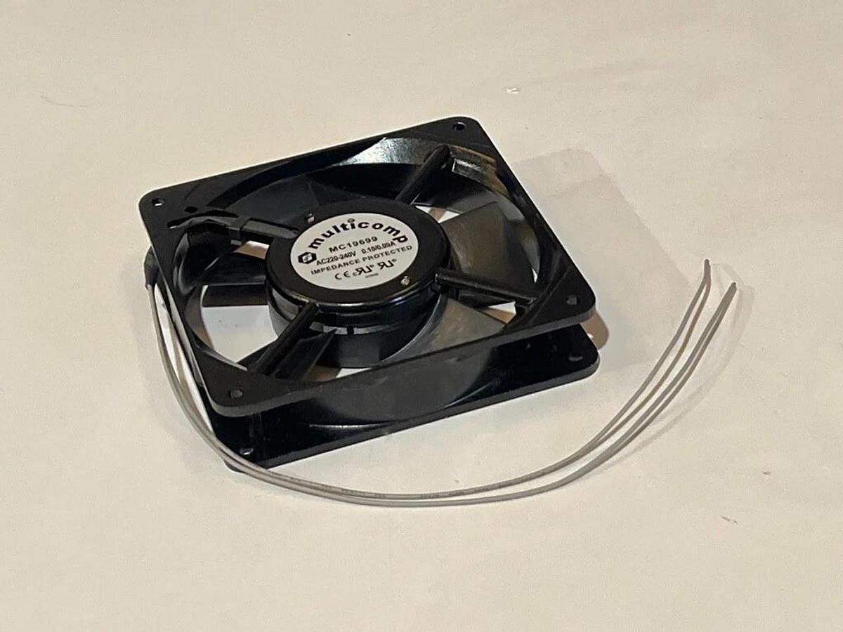 Used Box of 18 Pieces Multicom MC19699 220-240 VAC 120mm Axial Fans