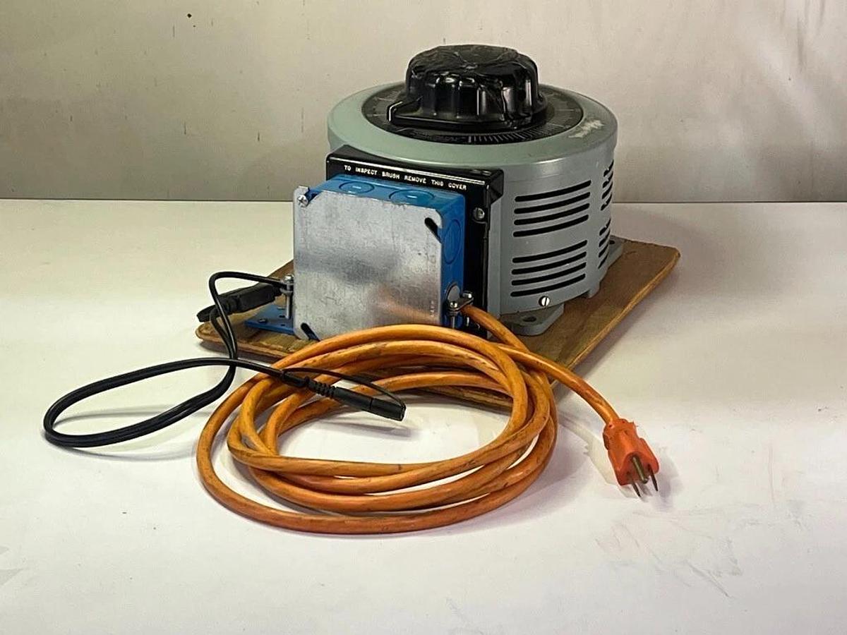 Used Superior Electric Powerstat Variac 0-140 VAC 20 A Transformer Type 236, BP57515