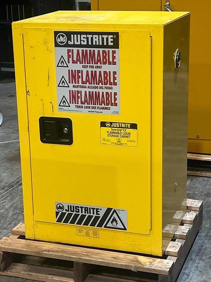 Used Justrite Mo. 891200 Sure-Grip EX Flammable Liquid Storage Cabinet 12 Gal Hazmat