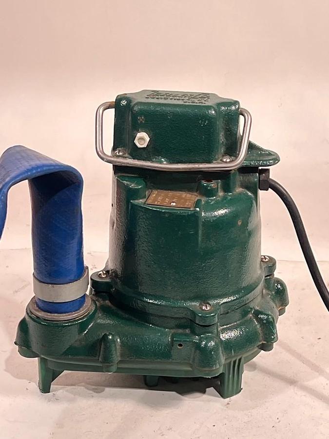 Used Zoeller Company PN371-0006 Submersible Pump Model No. N371-A, 0.3 HP, 115 VAC