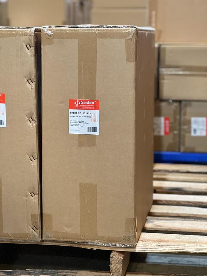 Used Case of 4800 100-1000ul Blue Universal Fit Pipette Tips Cosmobrand PT1323 Pipet