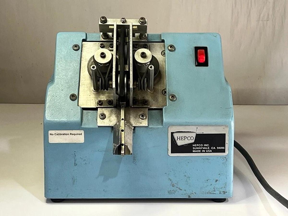 Used Hepco Model 7700-LF3A DIP Lead Former