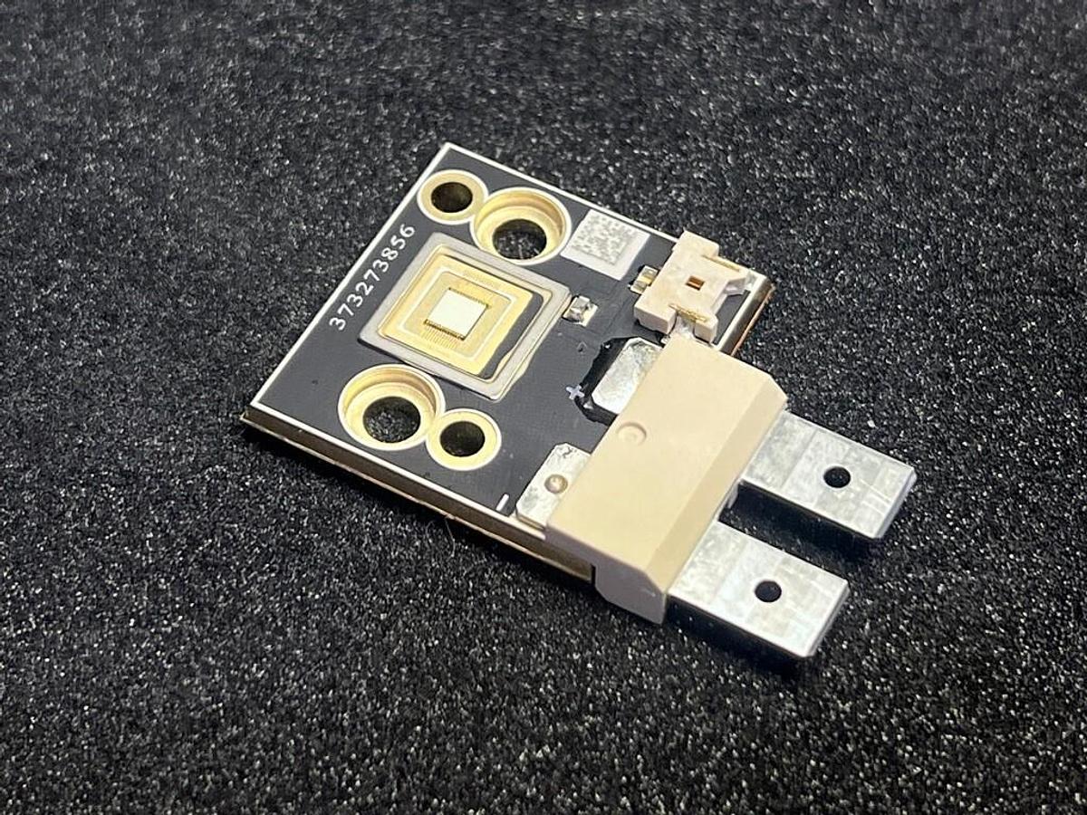 Used Luminus Devices CBT-90 Series 65 Watt Blue LED Module CLUSCBT90PW75