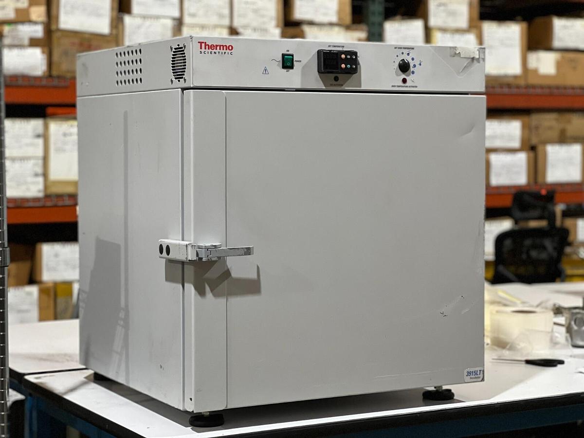 Thermo Scientific 3915LT Low Temperature Incubator Part# 9110682 w/ LED Lighting