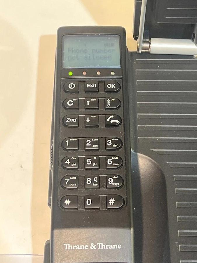 Used Thrane & Thrane TT-3060A Capsat Mobile Satellite Telephone / Case & Solar Cell