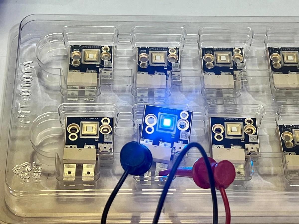 Used Luminus Devices CBT-90 Blue LED Module 65 Watts CLUSCBT90PCWG2