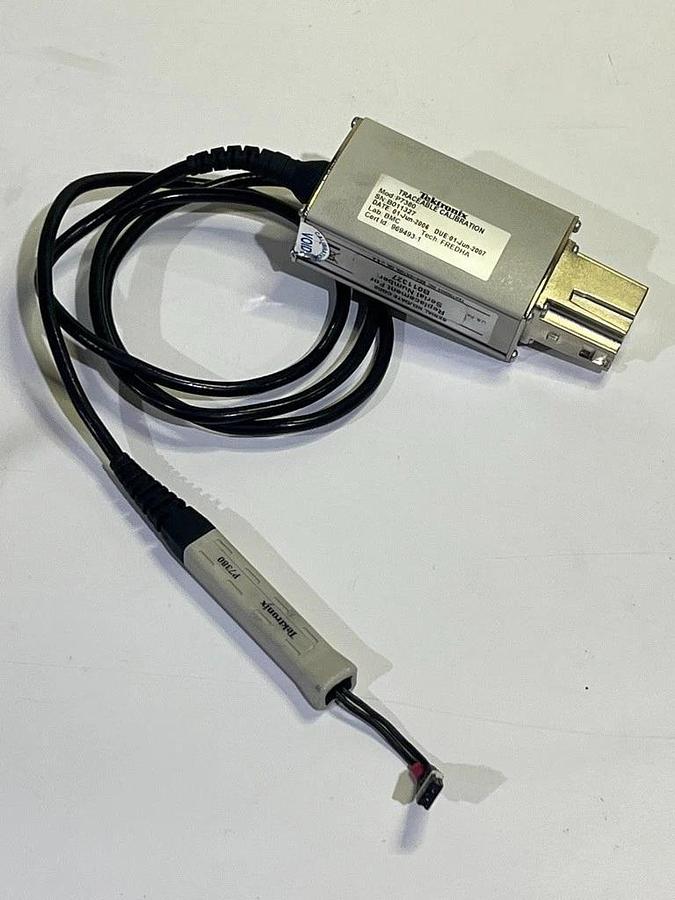 Used Tektronix TekConnect Model P7380 8.0 GHz Differential Probe with Case and Manual