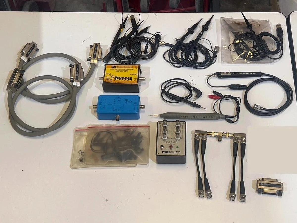Used LOT of Oscilloscope Test Leads, Logic + Demodulation Probes, Preamp & GPIB Cable