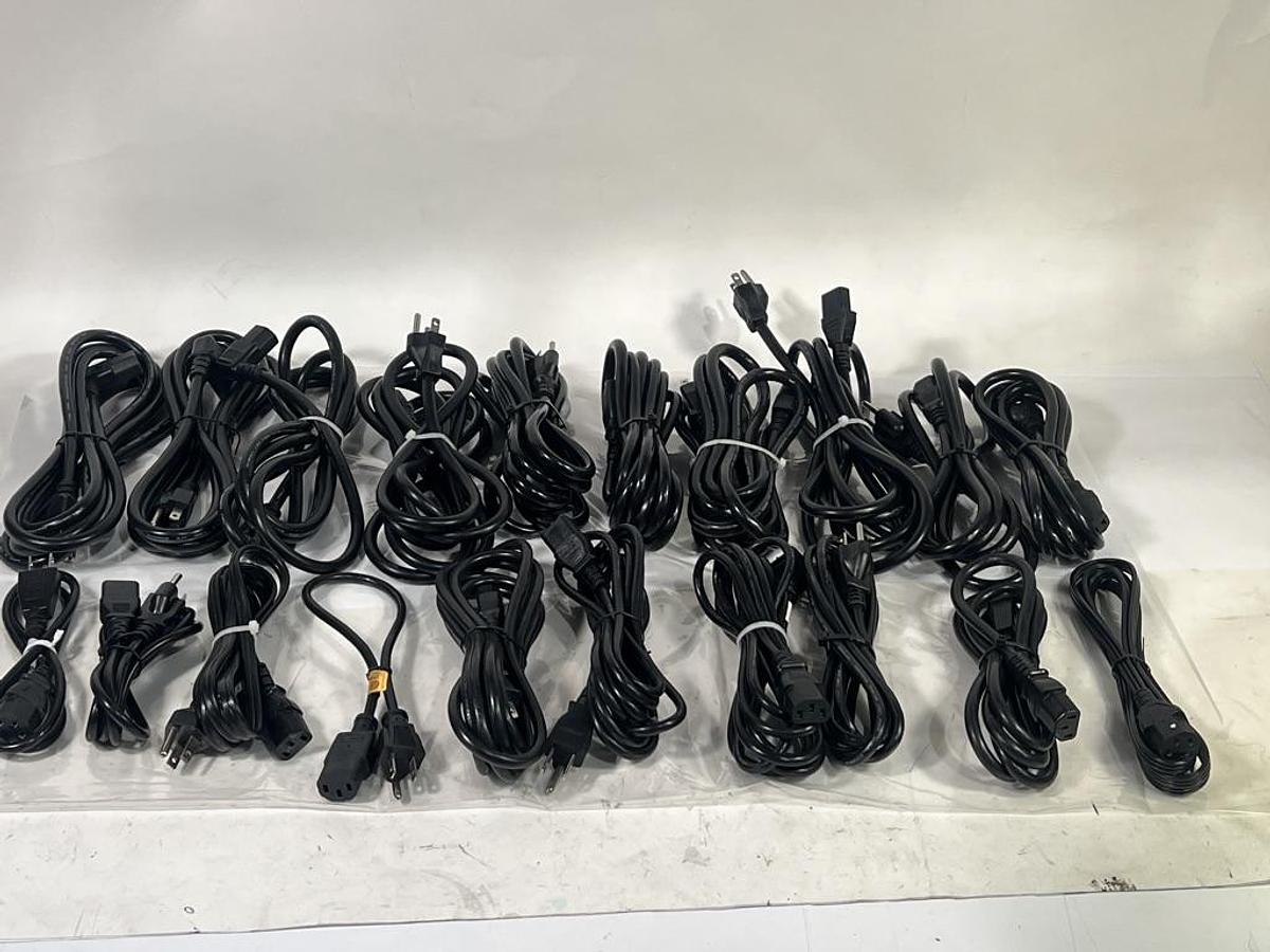 Lot of 32 Assorted Computer Power Cords NEMA 5-15P to IEC60320 C13