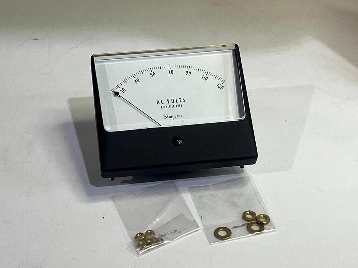 Simpson Electric Mo. 1349, # 10130 4.5" Wide Vue Rectified AC Voltmeter 0-150VAC