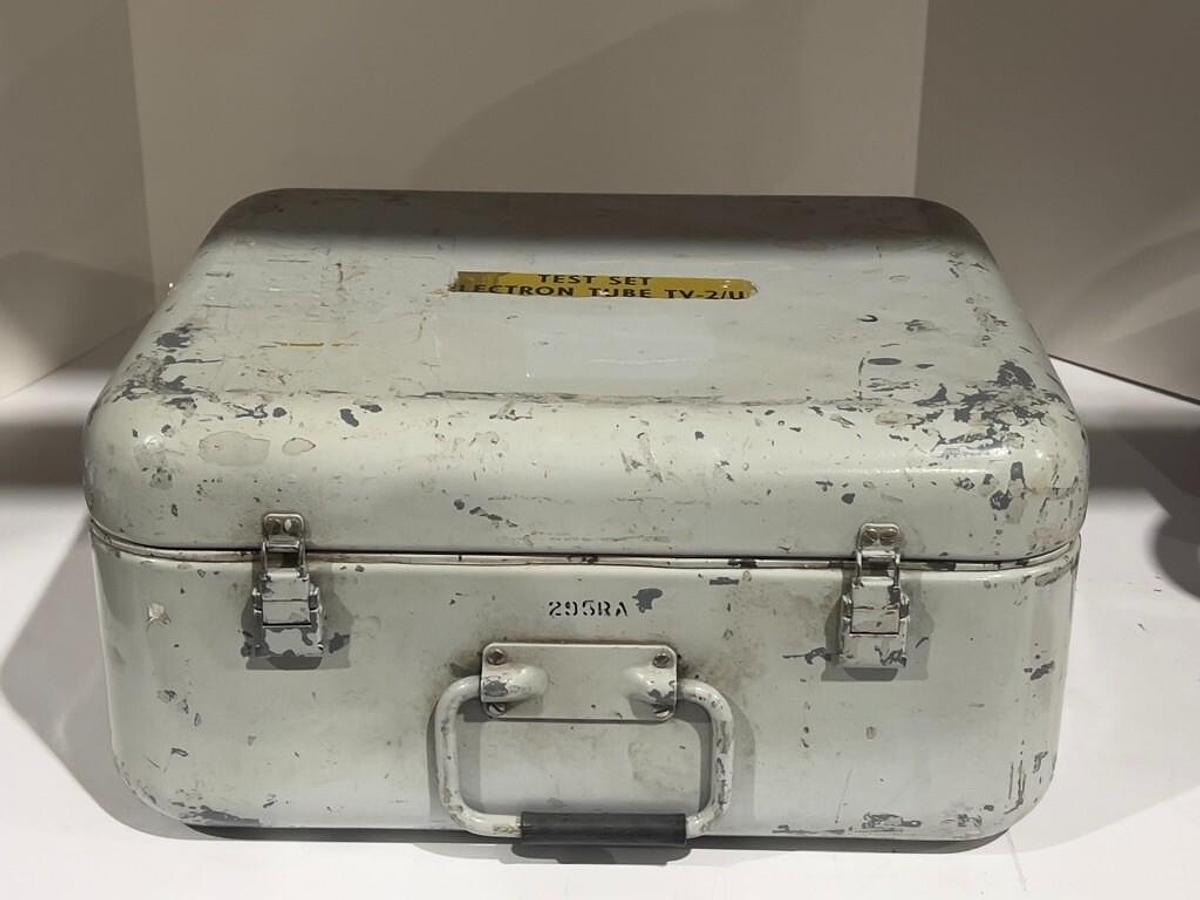Used U.S. Army Signal Corps TV-2/U Electron Tube Tester / Test Set - CBS-Columbia Inc
