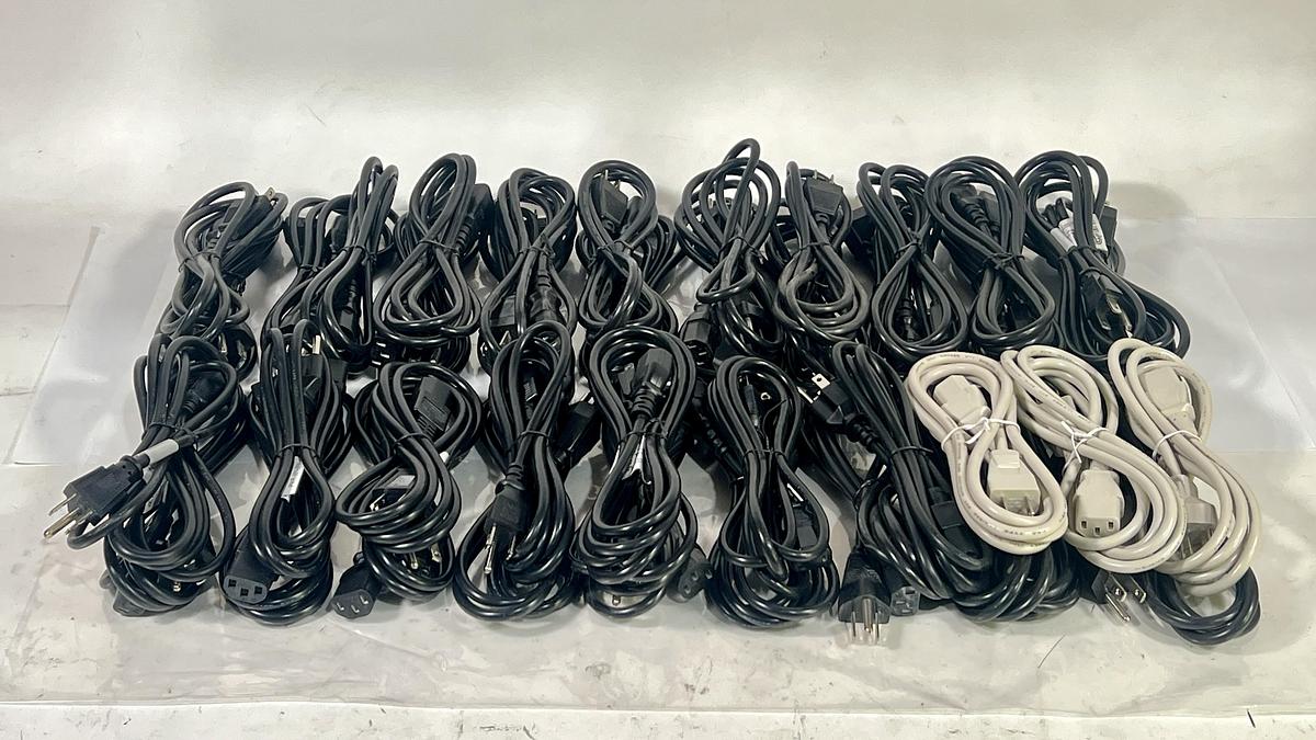 Lot of 40 Computer Power Cords NEMA 5-15P to IEC60320 C13