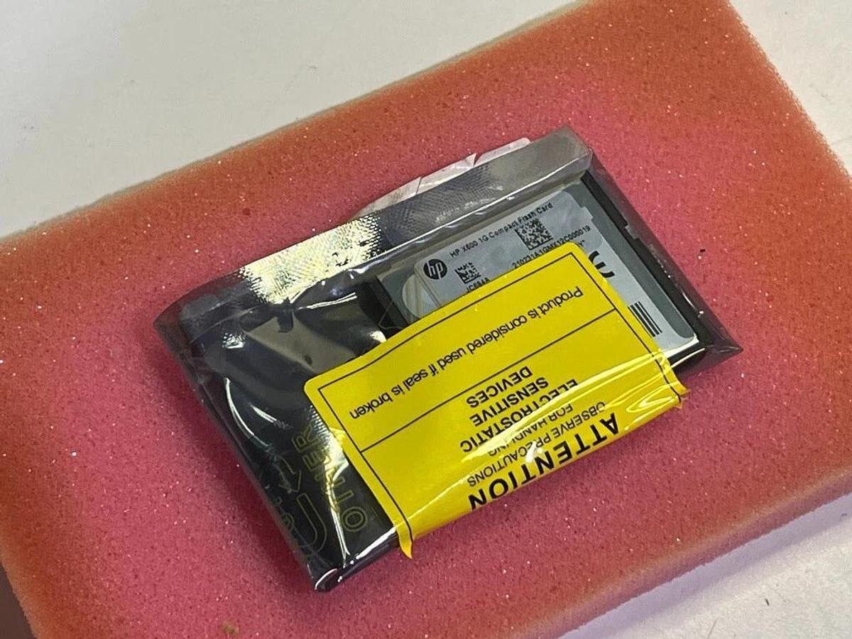 Used Lot of 2 HP JC684A X600 1 GB Compact Flash Card - Hewlett Packard