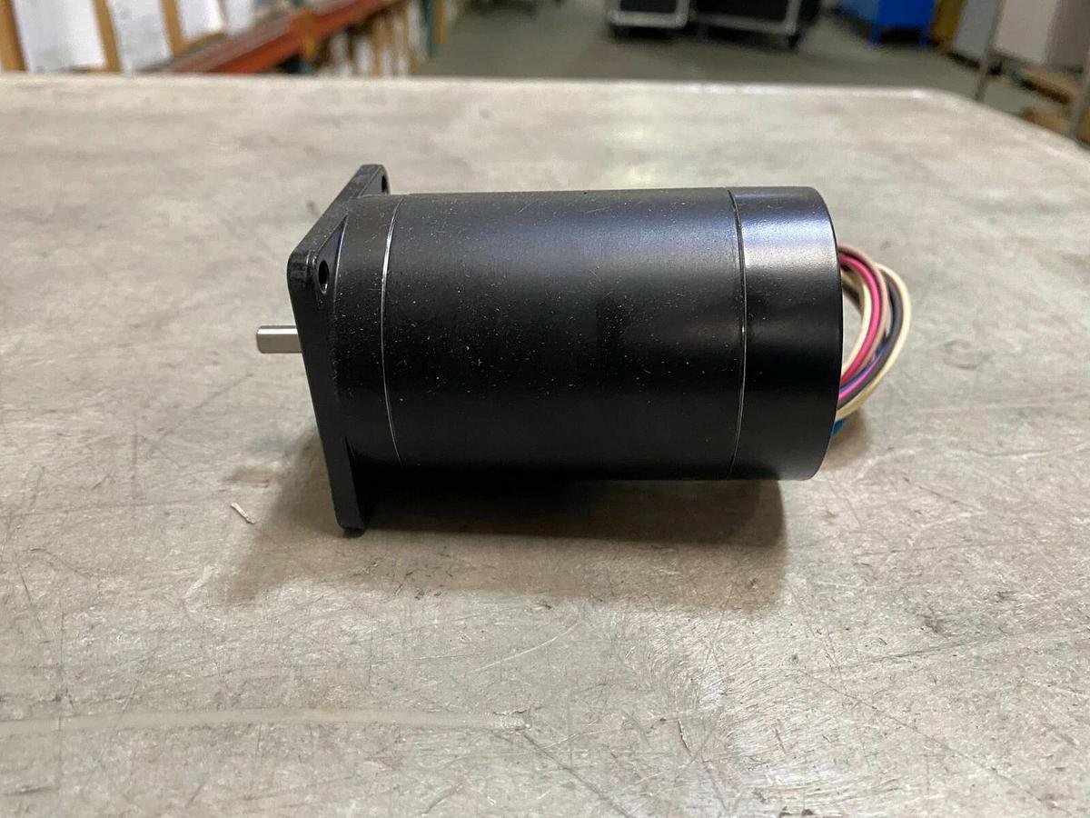 Mycom PS569M-A 5-Phase 5-Lead Stepper - Berger Lahr Stepping Oriental Motor