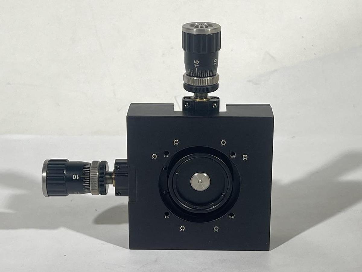 Used Thorlabs ST1XY-D XY Translator with Differential Drives - Optic Mount