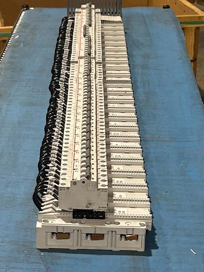 Used Lot of 28: 30 Amp Circuit Breakers on .79" Bus Bar + Wöhner EQUES Easy Connector
