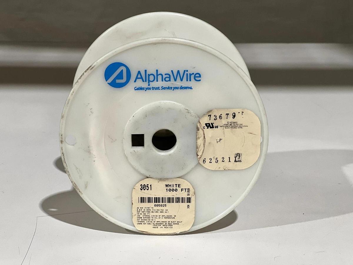 Used AlphaWire 3051 WH001 - 1000Ft Spool 22 AWG White PVC Tinned Copper Stranded