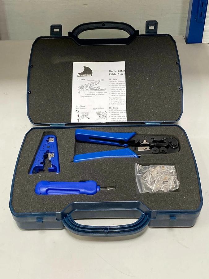 Data Shark Network Tool Kit # 70007 Crimpers Strippers Cutter Punch Down PA70007