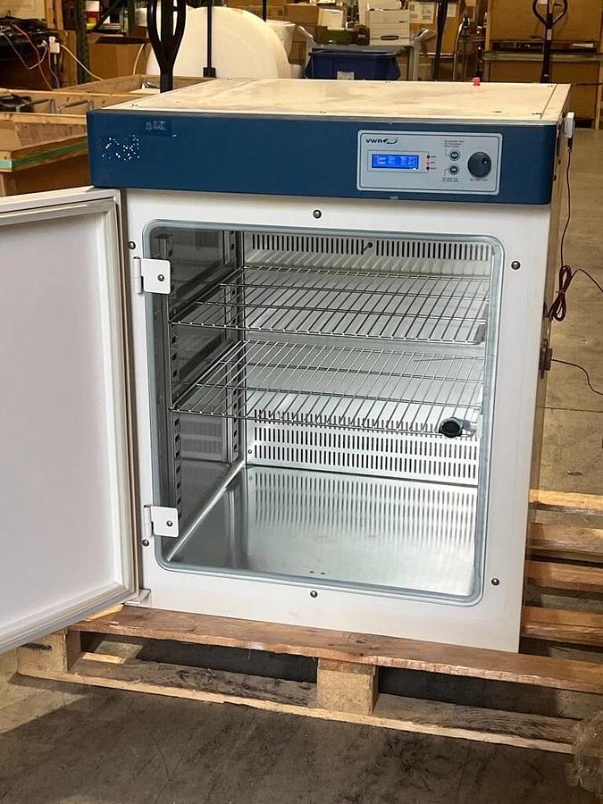 Used VWR Symphony Part No. 414004-594 Forced Air General Incubator