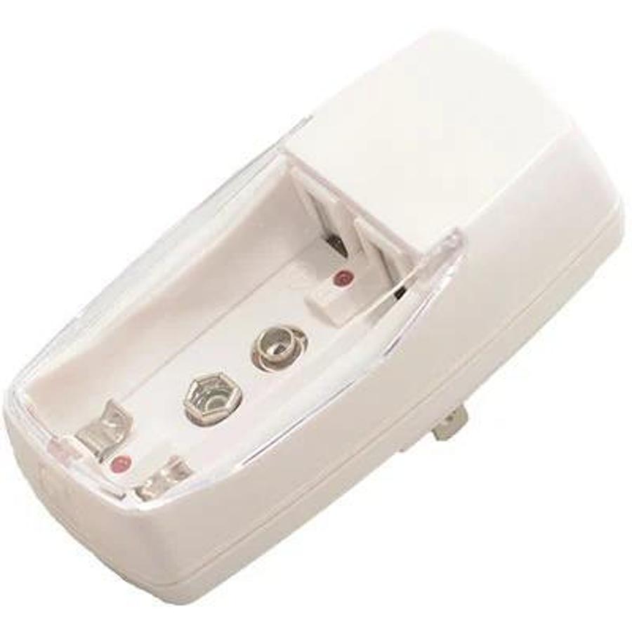 Super Charger KN-101 NiMH / NiCd Battery charger for 9V / AA / AAA