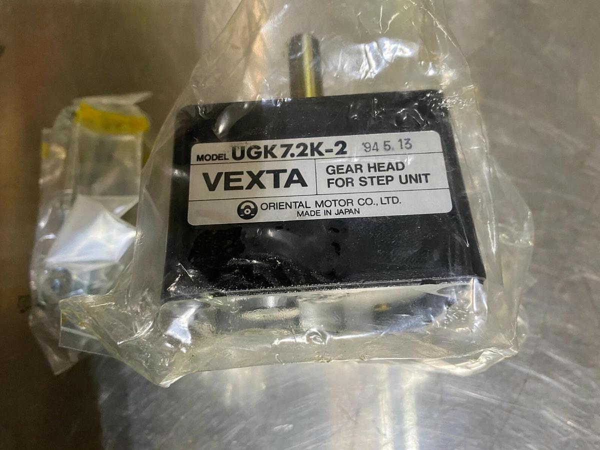 Oriental Motor Vexta Model UGK7.2K-2 Gear Head for Step Unit