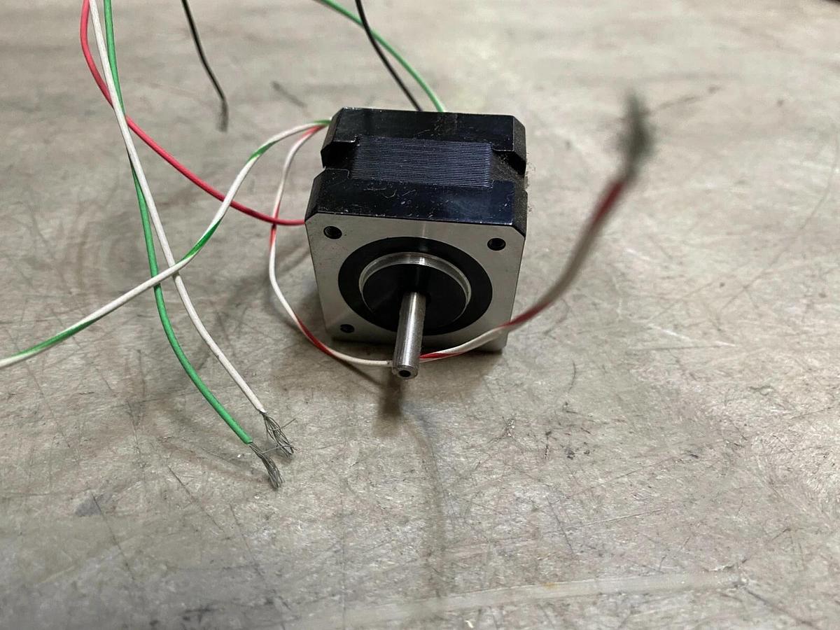 Mycom Nyden Model PF443-01A 4.0 V 0.95 A 4-Phase Stepping Motor - Stepper Motors