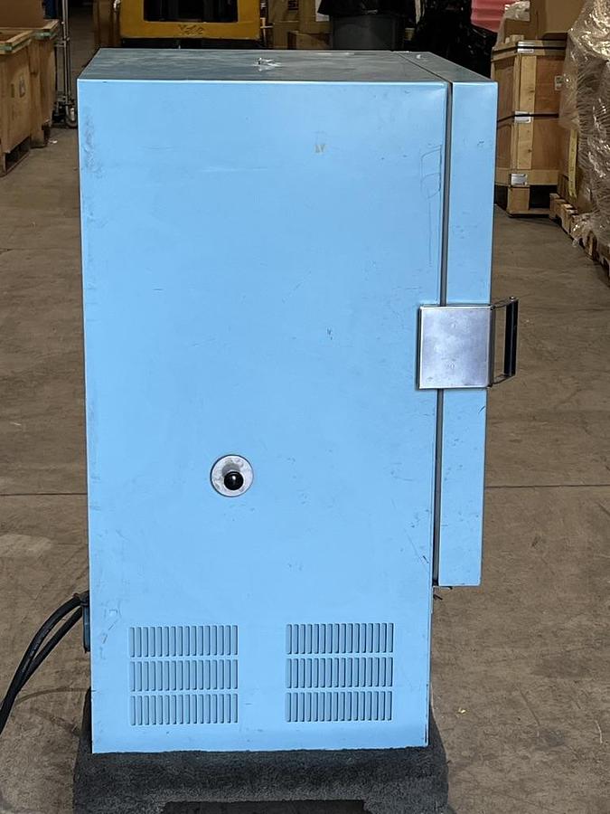 Used Blue M Oven Model OV-490A-2 Stabil-Therm Constant Temperature Cabinet