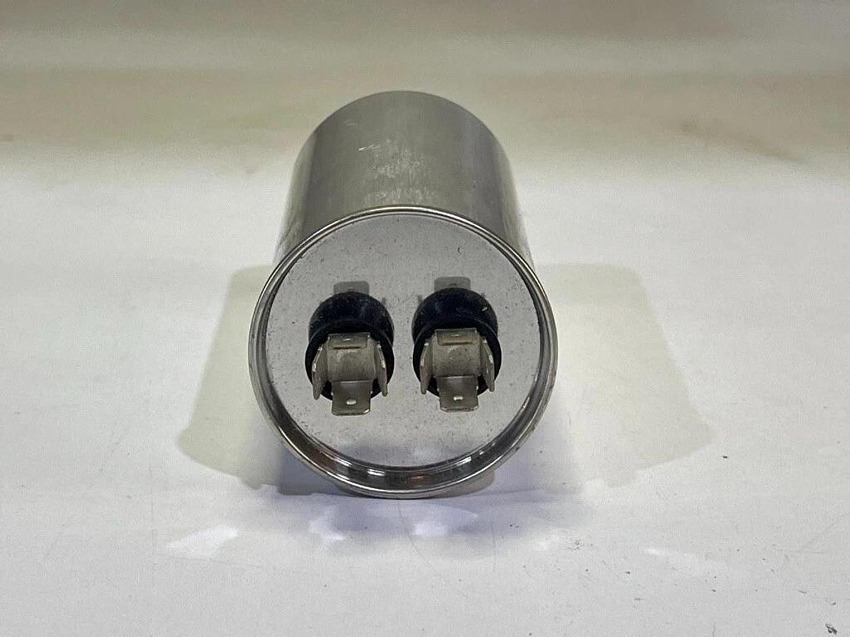 Case of 50: TEMCo Industrial 45 uF 370-440 VAC Round Motor Run Capacitors